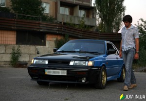 Nissan Sunny RZ1